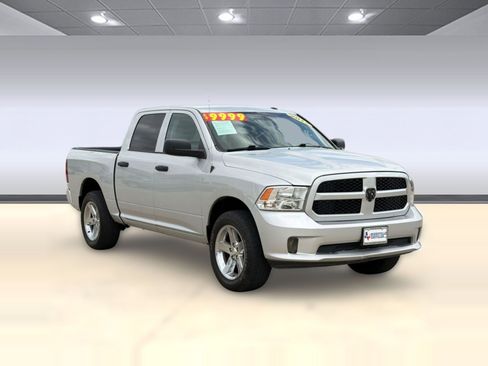 Used 2017 RAM 1500 Express w/ Express Value Package image 7