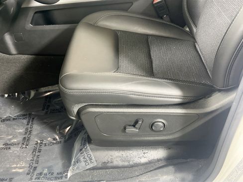 Used 2023 RAM 1500 Big Horn image 18