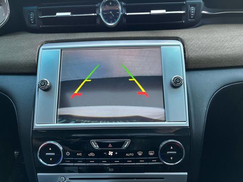 Used 2014 Maserati Quattroporte GTS image 16