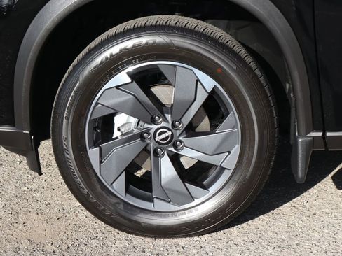 Used 2026 Nissan Rogue SV w/ Cold Weather Package image 42