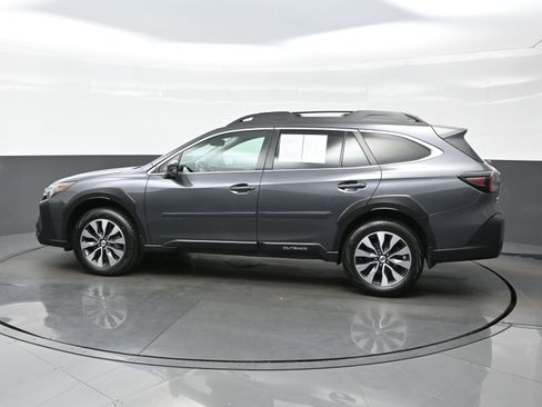 Used 2023 Subaru Outback Limited AWD/4WD image 3