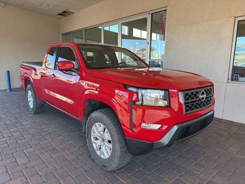 Used 2023 Nissan Frontier SV w/ SV Convenience Package image 6