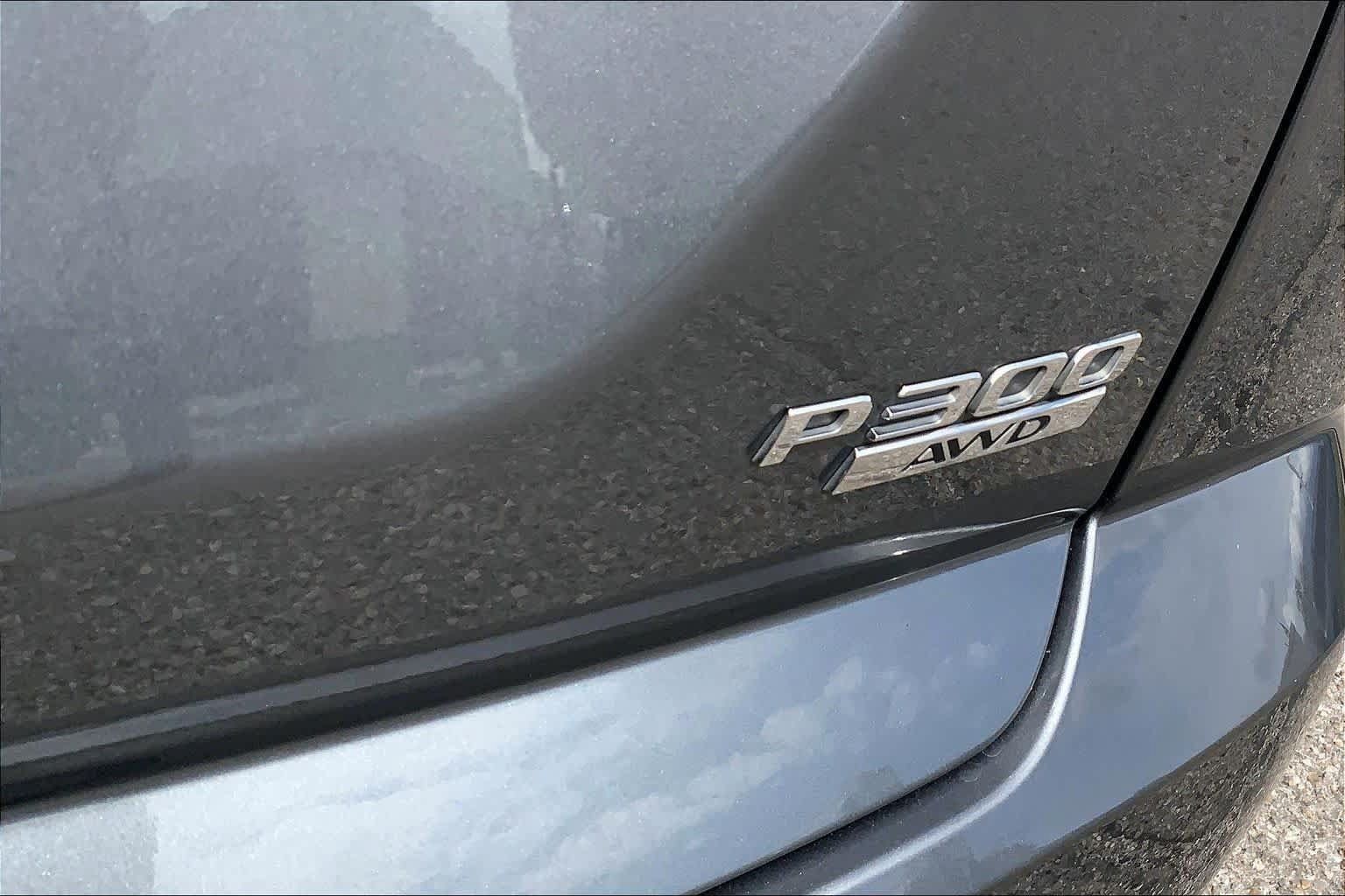 Used 2018 Jaguar E-PACE R-Dynamic SE AWD/4WD image 9