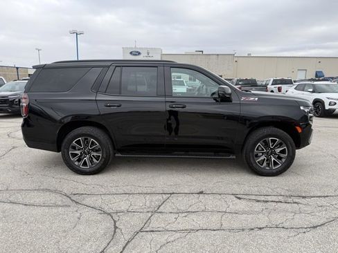 Used 2024 Chevrolet Tahoe Z71 w/ Luxury Package image 3