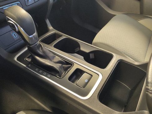 Used 2019 Ford Escape SE FWD image 26