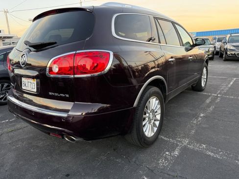 Used 2009 Buick Enclave CXL w/ Driver Confidence Package image 8