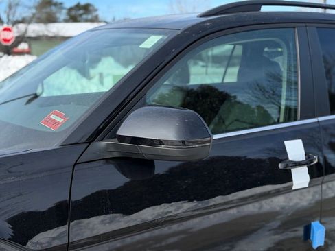 New 2026 Volkswagen Atlas SE image 16