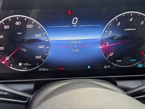 Used 2023 Mercedes-Benz GLC 300 image 11