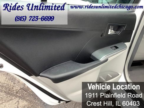 Used 2012 Toyota Camry LE FWD image 23