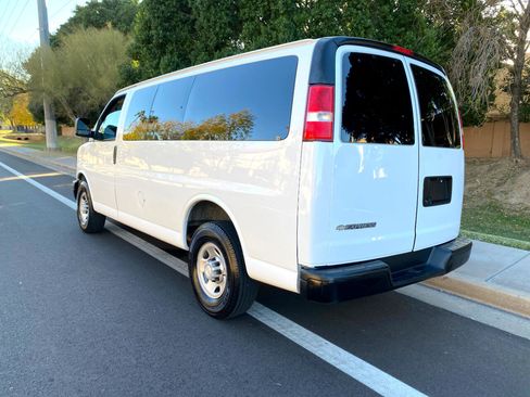 Used 2017 Chevrolet Express 2500 LS image 43