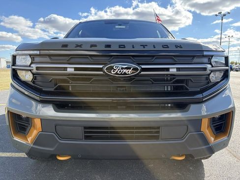 New 2025 Ford Expedition Tremor image 3