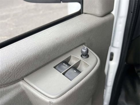 Used 2023 GMC Savana 2500 w/ Driver Convenience Package image 18