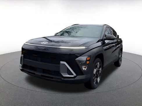 Used 2025 Hyundai Kona SEL image 7