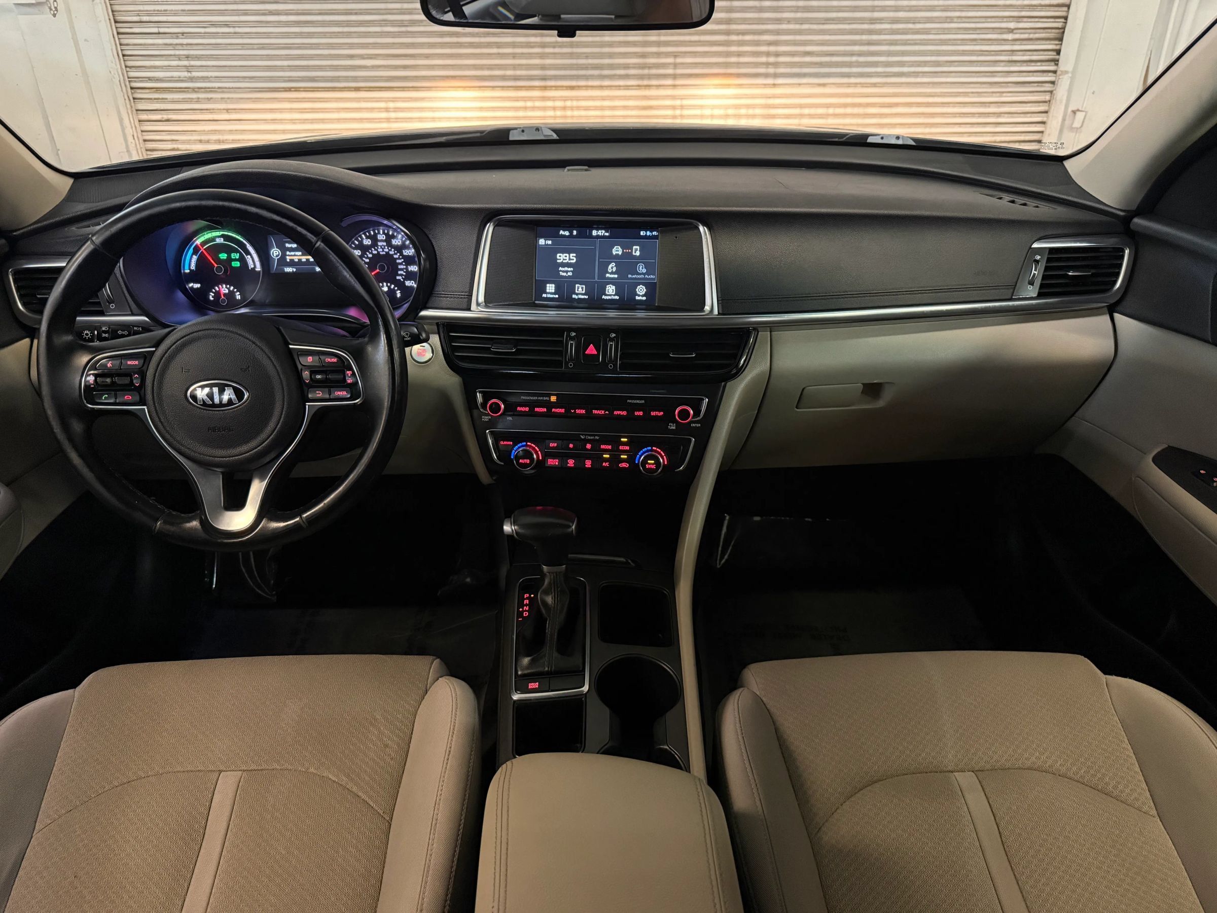 Used 2017 Kia Optima Premium FWD image 12