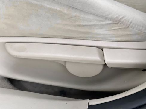 Used 2012 Toyota Corolla LE image 16