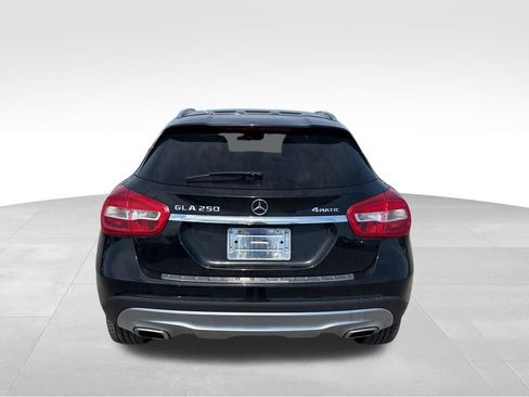 Used 2017 Mercedes-Benz GLA 250 4MATIC image 8