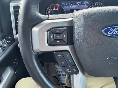 Used 2022 Ford F350 Platinum w/ FX4 Off-Road Package image 10