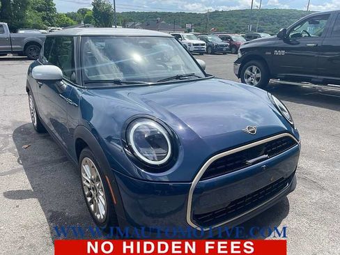 Used 2025 MINI Cooper 2-Door Hardtop FWD image 7