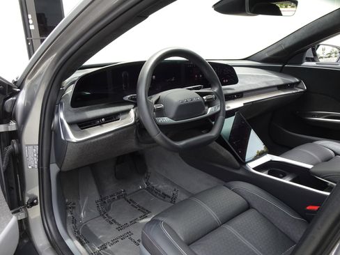 Used 2023 Lucid Air Grand Touring AWD/4WD image 11