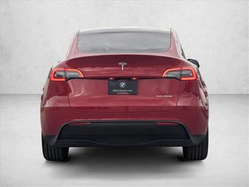 Used 2023 Tesla Model Y Long Range image 7