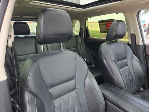 Used 2023 Nissan Rogue Platinum w/ Platinum Premium Package AWD/4WD image 30
