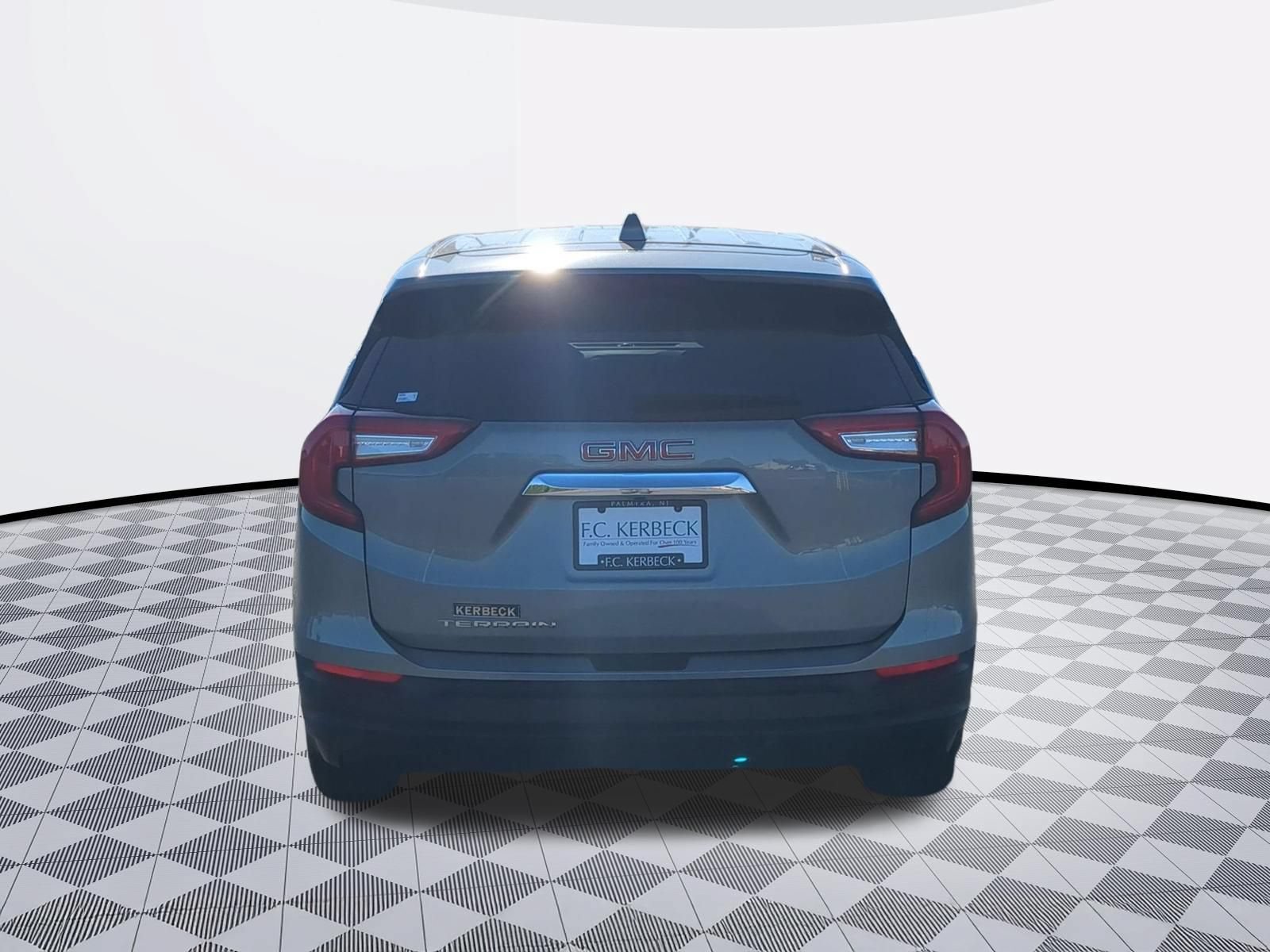 Certified 2023 GMC Terrain SLE FWD image 6