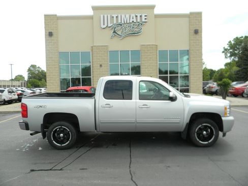 Used 2012 Chevrolet Silverado 1500 LTZ w/ LTZ Plus Package image 2