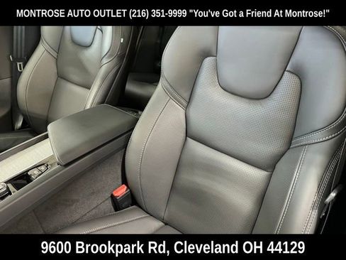 New 2025 Volvo XC60 T8 Ultra w/ Protection Package Premier image 21