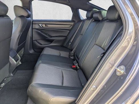 Used 2019 Honda Accord Sport image 17