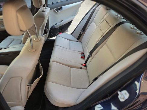 Used 2010 Mercedes-Benz C 300 Sedan image 14