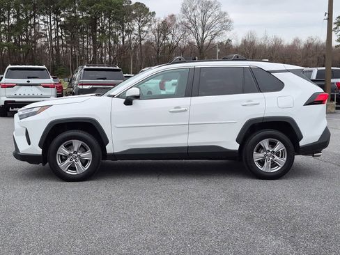 Used 2022 Toyota RAV4 XLE image 5