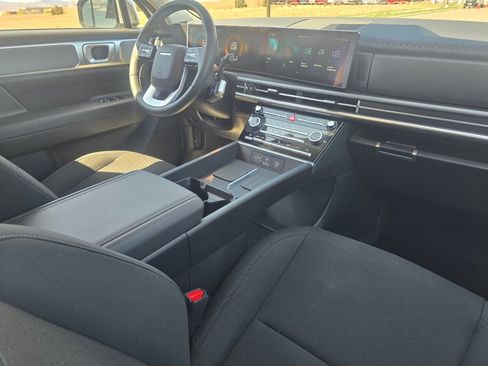 New 2026 Hyundai Santa Fe SE image 27