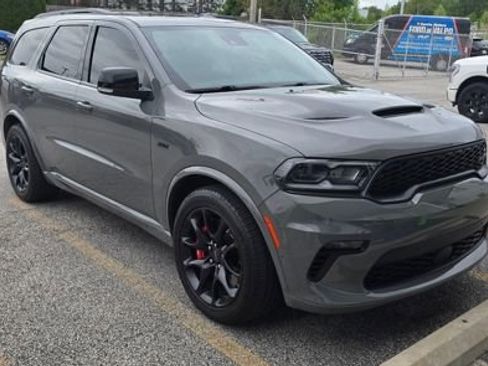Used 2022 Dodge Durango SRT w/ Technology Group AWD/4WD image 4