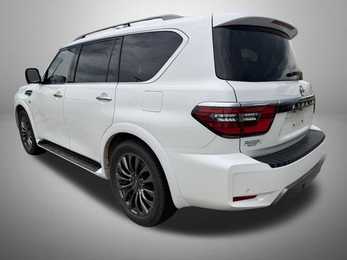 Used 2022 Nissan Armada Platinum AWD/4WD image 4