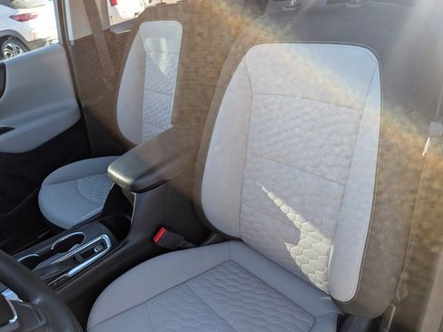 Certified 2020 Chevrolet Equinox LT image 9