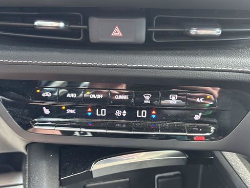 Used 2023 Buick Envision Preferred FWD image 27