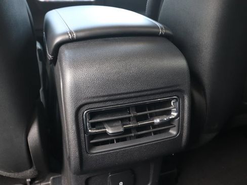Used 2024 Lincoln Corsair FWD image 12