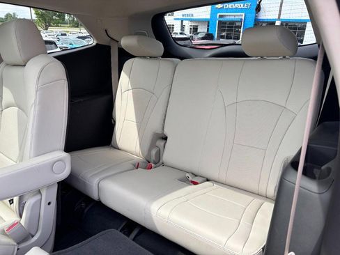 Certified 2023 Buick Enclave Essence w/ Experience Buick Package FWD image 10