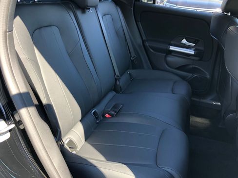 New 2025 Mercedes-Benz GLA 250 GLA 250 image 31