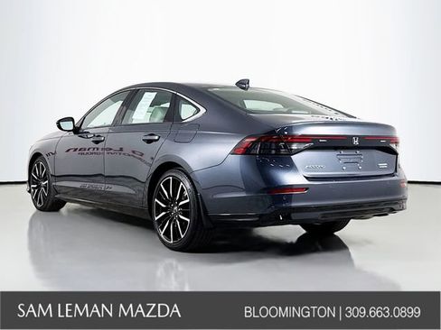 Used 2024 Honda Accord Touring image 11