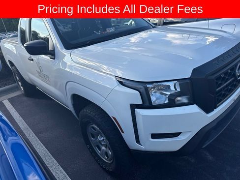 Used 2022 Nissan Frontier S AWD/4WD image 3