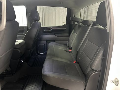 Used 2023 Chevrolet Silverado 1500 LT AWD/4WD image 23