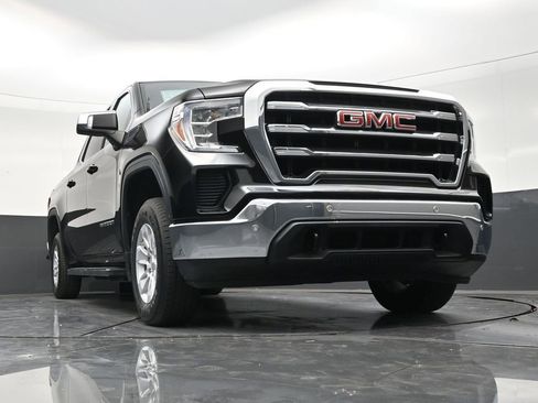 Used 2022 GMC Sierra 1500 SLE w/ Driver Alert Package I AWD/4WD image 26