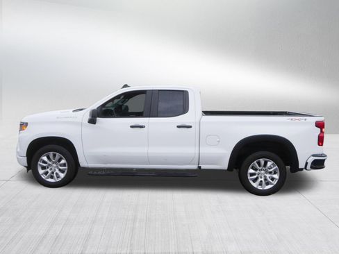 Used 2025 Chevrolet Silverado 1500 Custom AWD/4WD image 4