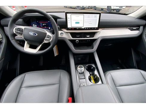 New 2026 Ford Explorer Active image 22