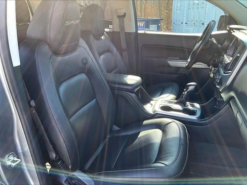 Used 2022 Chevrolet Colorado ZR2 image 11