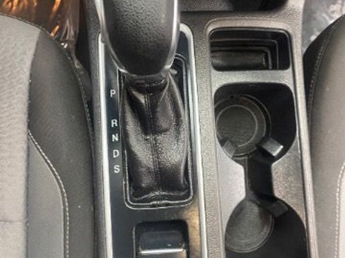 Used 2018 Ford Escape SE image 21