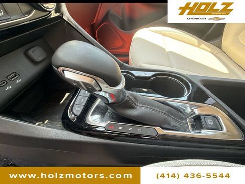 Used 2024 Buick Encore GX Sport Touring AWD/4WD image 15