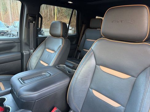 Used 2022 GMC Yukon AT4 w/ Max Trailering Package image 10
