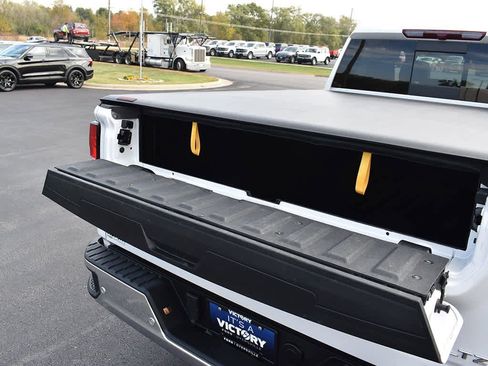 Used 2024 Chevrolet Silverado 2500 LTZ w/ LTZ Plus Package image 35